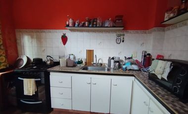 VENTA CASA MULTIFAMILIAR ALDO BONZI