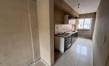 VENTA 2 AMBIENTES C/ COCHERA CENTRO MORENO
