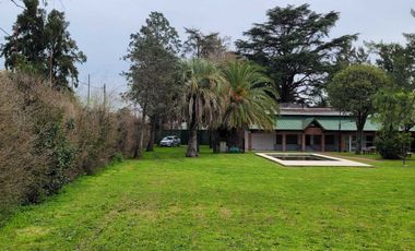 QUINTA VENTA MONTE GRANDE CON SALON DE FIESTAS