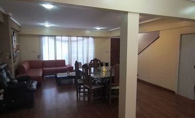VENTA CASA 5 AMBIENTES EN TEMPERLEY