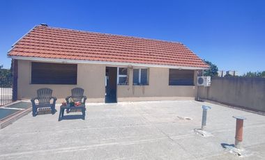VENTA CASA 5 AMBIENTES EN TEMPERLEY