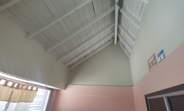 VENTA CASA 5 AMBIENTES EN TEMPERLEY