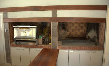 CASA DE CATEGORÍA - SAUCE VIEJO