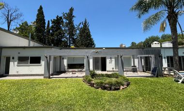 CASA DE CATEGORÍA - SAUCE VIEJO