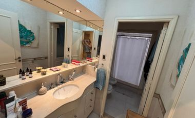 CASA DE CATEGORÍA - SAUCE VIEJO