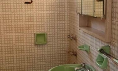 CHALET EN VENTA SOBRE LOTE DE GRAN SUPERFICIE