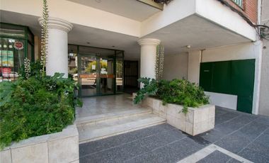 VENTA DPTO 3 DORMITORIOS + 2 COCHERAS BV. GALVEZ