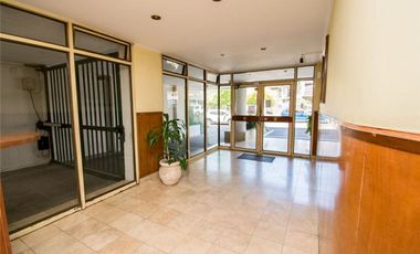 VENTA DPTO 3 DORMITORIOS + 2 COCHERAS BV. GALVEZ