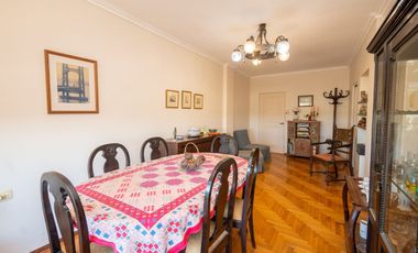 VENTA DPTO 3 DORMITORIOS + 2 COCHERAS BV. GALVEZ