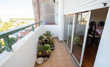 VENTA DPTO 3 DORMITORIOS + 2 COCHERAS BV. GALVEZ