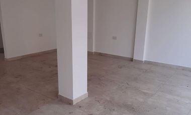 EN VENTA LOCAL COMERCIAL EN MACROCRENTRO