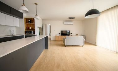 VENTA - PISO DE 3 DORMITORIOS CON COCHERA