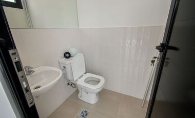 VENTA - PISO DE 3 DORMITORIOS CON COCHERA