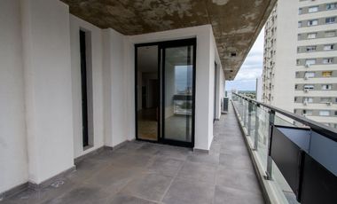 VENTA - PISO DE 3 DORMITORIOS CON COCHERA