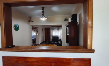 VENTA CASA 4 AMB JOSE MARMOL PILETA QUINCHO