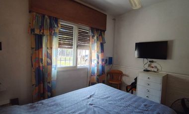 VENTA CASA 4 AMB JOSE MARMOL PILETA QUINCHO