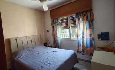 VENTA CASA 4 AMB JOSE MARMOL PILETA QUINCHO