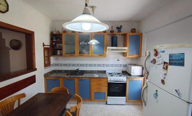 VENTA CASA 4 AMB JOSE MARMOL PILETA QUINCHO