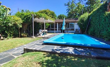 VENTA CASA 4 AMB JOSE MARMOL PILETA QUINCHO