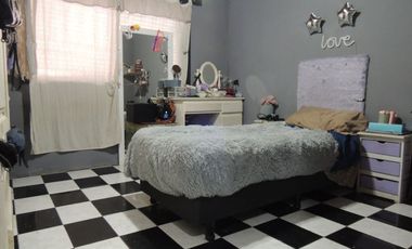 Venta Casa multifamiliar deposito El Talar TIGRE