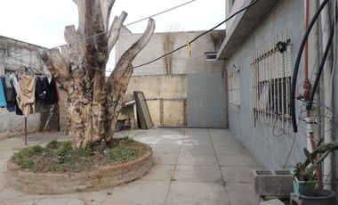 Venta Casa multifamiliar deposito El Talar TIGRE