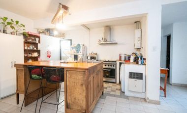 REMAX VENDE CASA EN BARRIO CANDIOTI