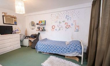 REMAX VENDE CASA EN BARRIO CANDIOTI