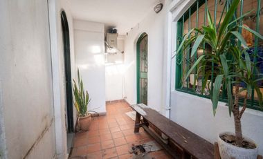 REMAX VENDE CASA EN BARRIO CANDIOTI