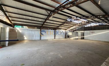 Local Comercial en Arriendo en Los Platanos