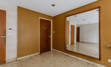 Departamento VENTA Lanús 4 AMBIENTES patio