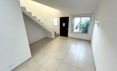 Alquiler PH Dúplex 3 Ambientes Villa Bosch Patio