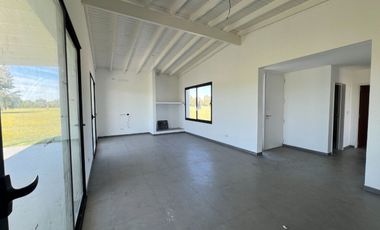 CASA EN VENTA LOBOS 2 DORMITORIOS LA FEDERALA