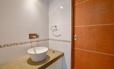 CASA EN VENTA EN CITY BELL 4 DORMITORIOS