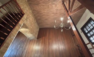 VENTA CHALET 5 AMB, C/COCHERA Y QUINCHO-JOSE C PAZ