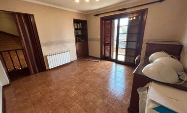 VENTA CHALET 5 AMB, C/COCHERA Y QUINCHO-JOSE C PAZ