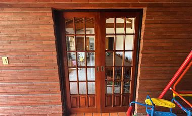VENTA CHALET 5 AMB, C/COCHERA Y QUINCHO-JOSE C PAZ