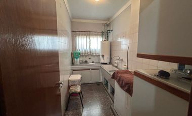 VENTA CHALET 5 AMB, C/COCHERA Y QUINCHO-JOSE C PAZ