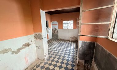 CASA A RECICLAR / LOTE 243MTS TOTALES / BANFIELD