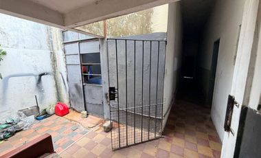 CASA A RECICLAR / LOTE 243MTS TOTALES / BANFIELD