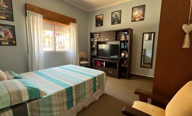 VENTA CASA Y 2 DEPTOS CON PILETA EN SAN FERNANDO