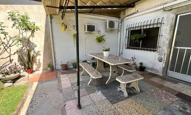 VENTA CASA Y 2 DEPTOS CON PILETA EN SAN FERNANDO