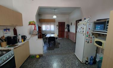 VENTA CASA 3 AMBIENTES, EL PALOMAR, APTO CREDITO!