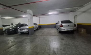 Alquiler amoblado depto (piso) 4 amb Olivos c/coch