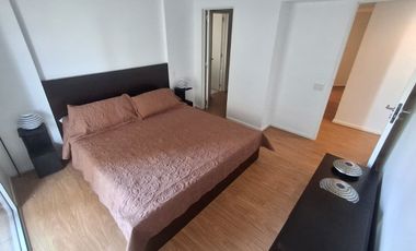 Alquiler amoblado depto (piso) 4 amb Olivos c/coch