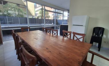 Alquiler amoblado depto (piso) 4 amb Olivos c/coch