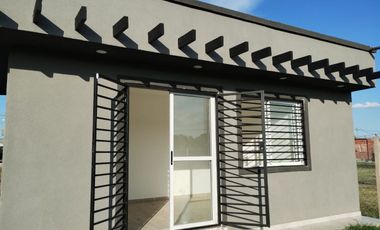 VENTA DE CASA MOAMBIENTE EN ESTILO CAMPO