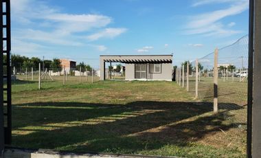 VENTA DE CASA MOAMBIENTE EN ESTILO CAMPO
