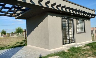 VENTA DE CASA MOAMBIENTE EN ESTILO CAMPO