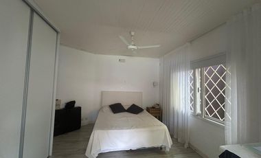 Excelente Casa en Beccar, venta, reciclada completamente, 3 dormitorios, pileta