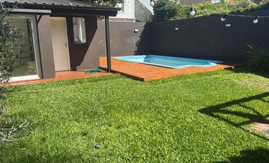 Excelente Casa en Beccar, venta, reciclada completamente, 3 dormitorios, pileta